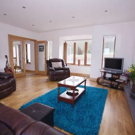 Woodview House Bed & Breakfast
