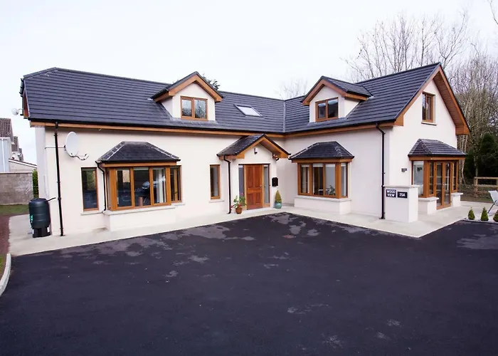 Bed & Breakfast Woodview House 4*