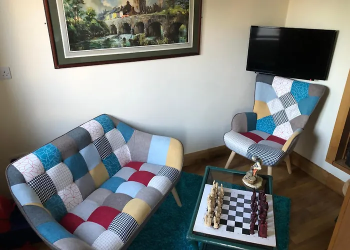 Woodview House 4*